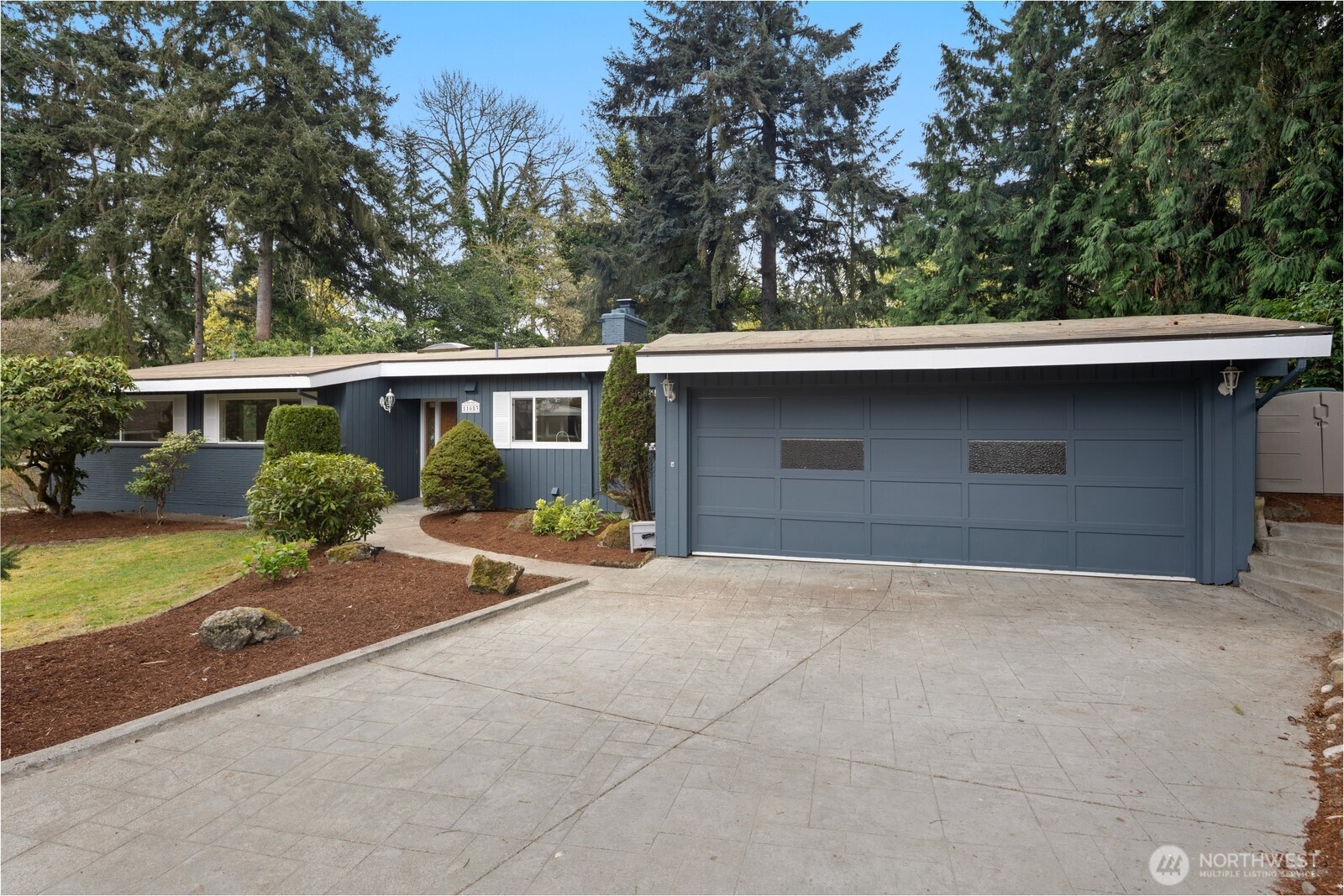 11653 SE 49th Street , Bellevue, WA 98006