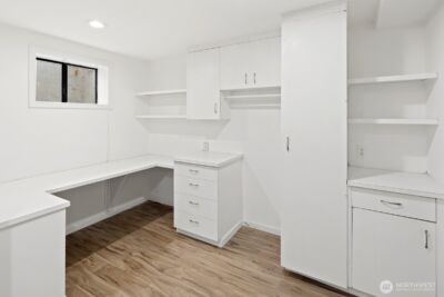 11653 SE 49th Street , Bellevue, WA 98006 - Photo 29