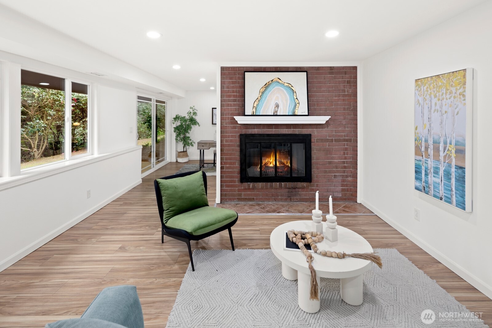 11653 SE 49th Street , Bellevue, WA 98006