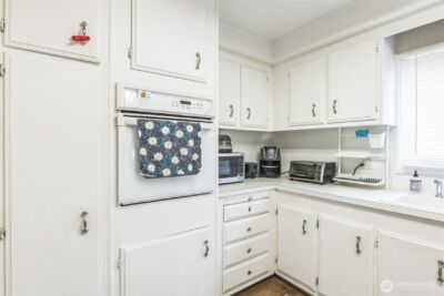 210 37th Avenue SE #2, Auburn, WA 98002 - Photo 13