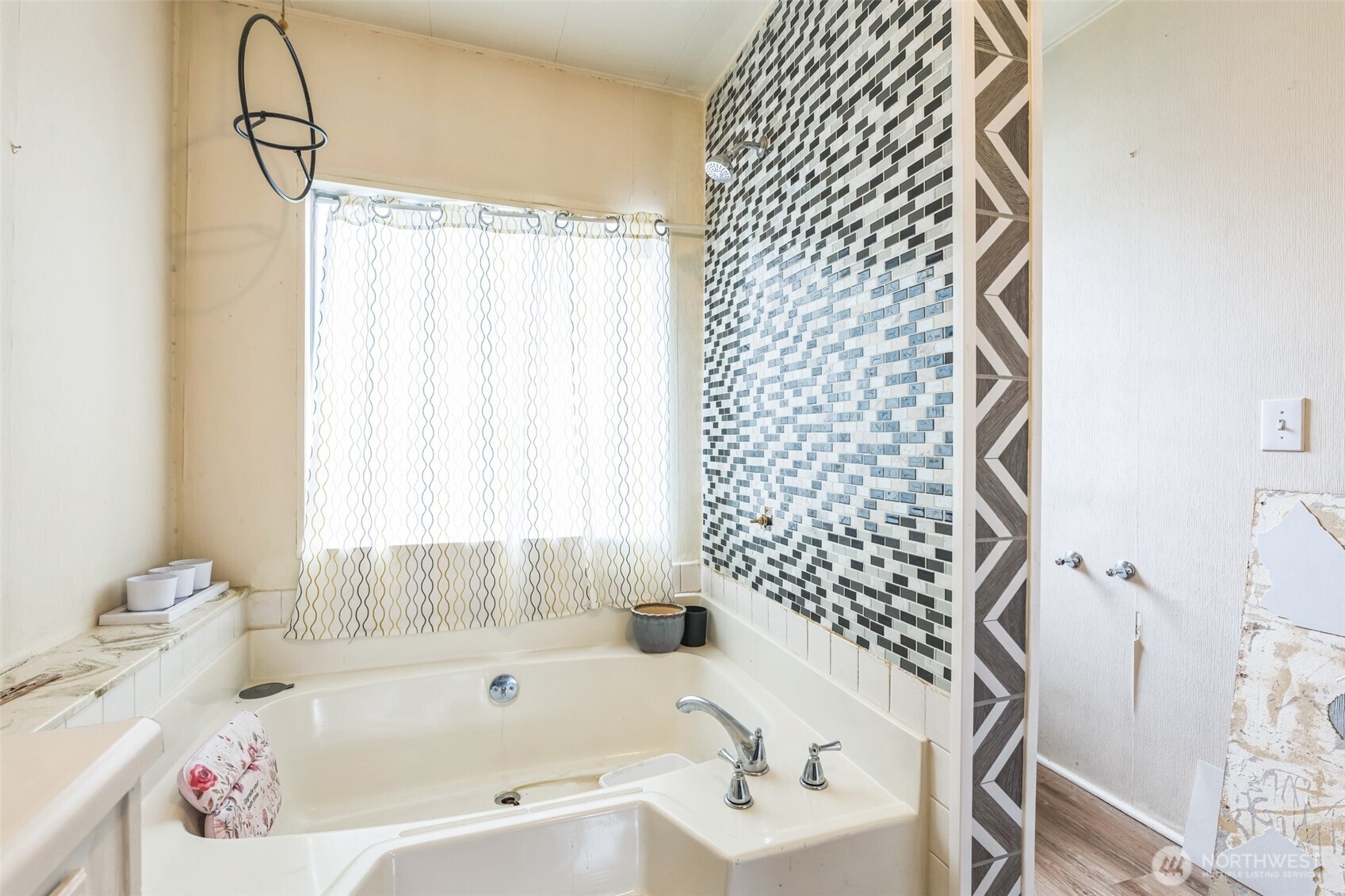 210 37th Avenue SE #2, Auburn, WA 98002