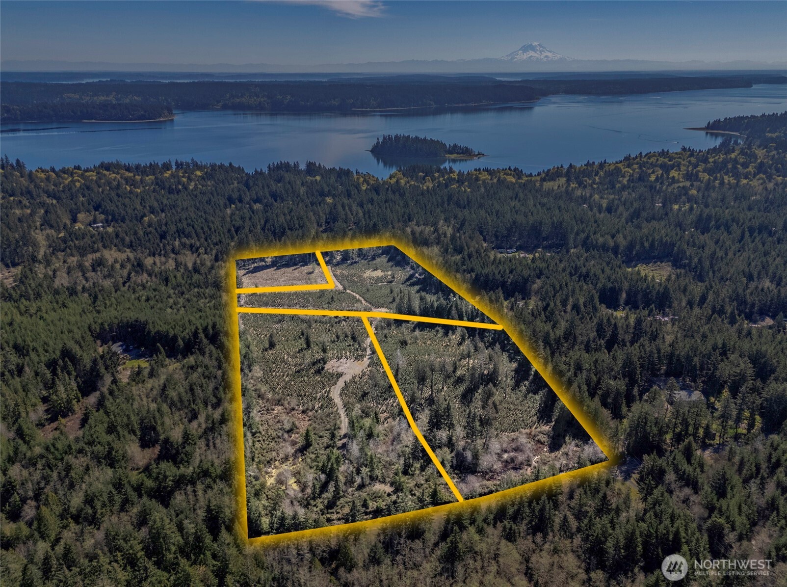 1800 E Harstine Island Road N, Shelton, WA 98584