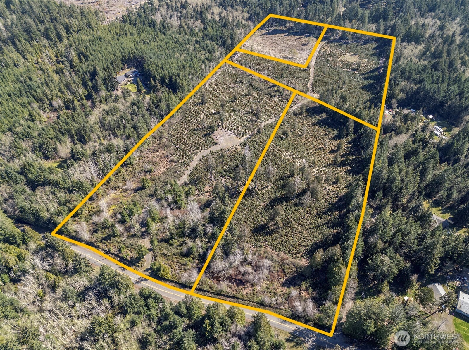 1800 E Harstine Island Road N, Shelton, WA 98584