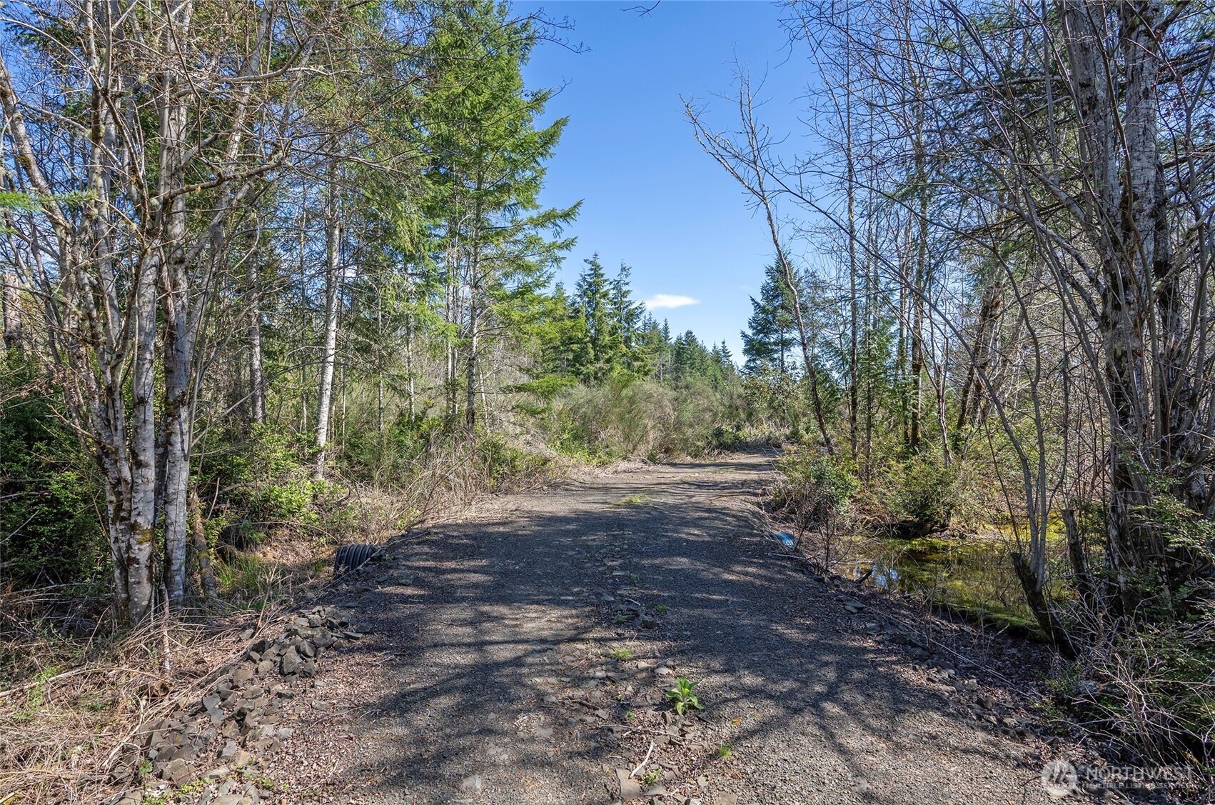 1800 E Harstine Island Road N, Shelton, WA 98584