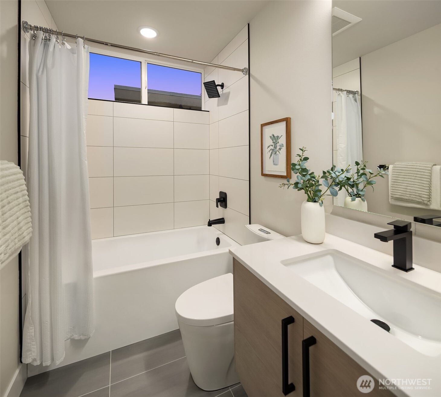 1313 14th Avenue S #B, Seattle, WA 98144