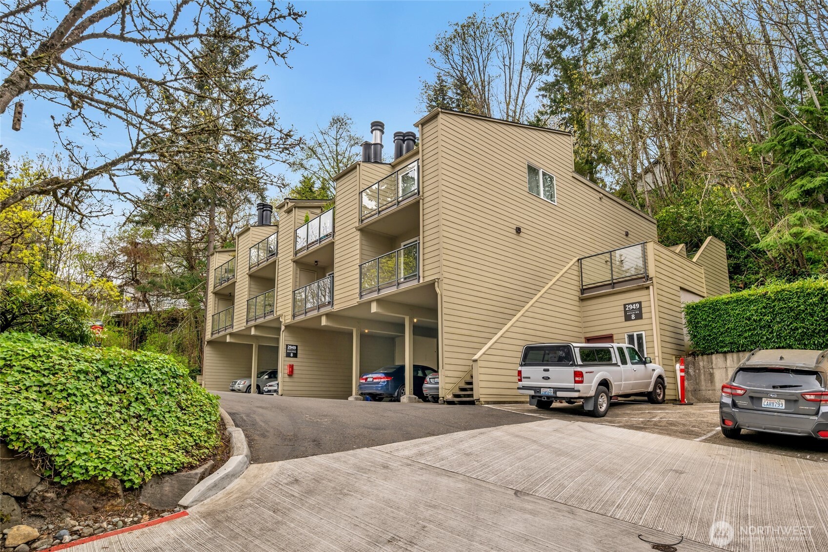 2949 76th Avenue SE #82B, Mercer Island, WA 98040