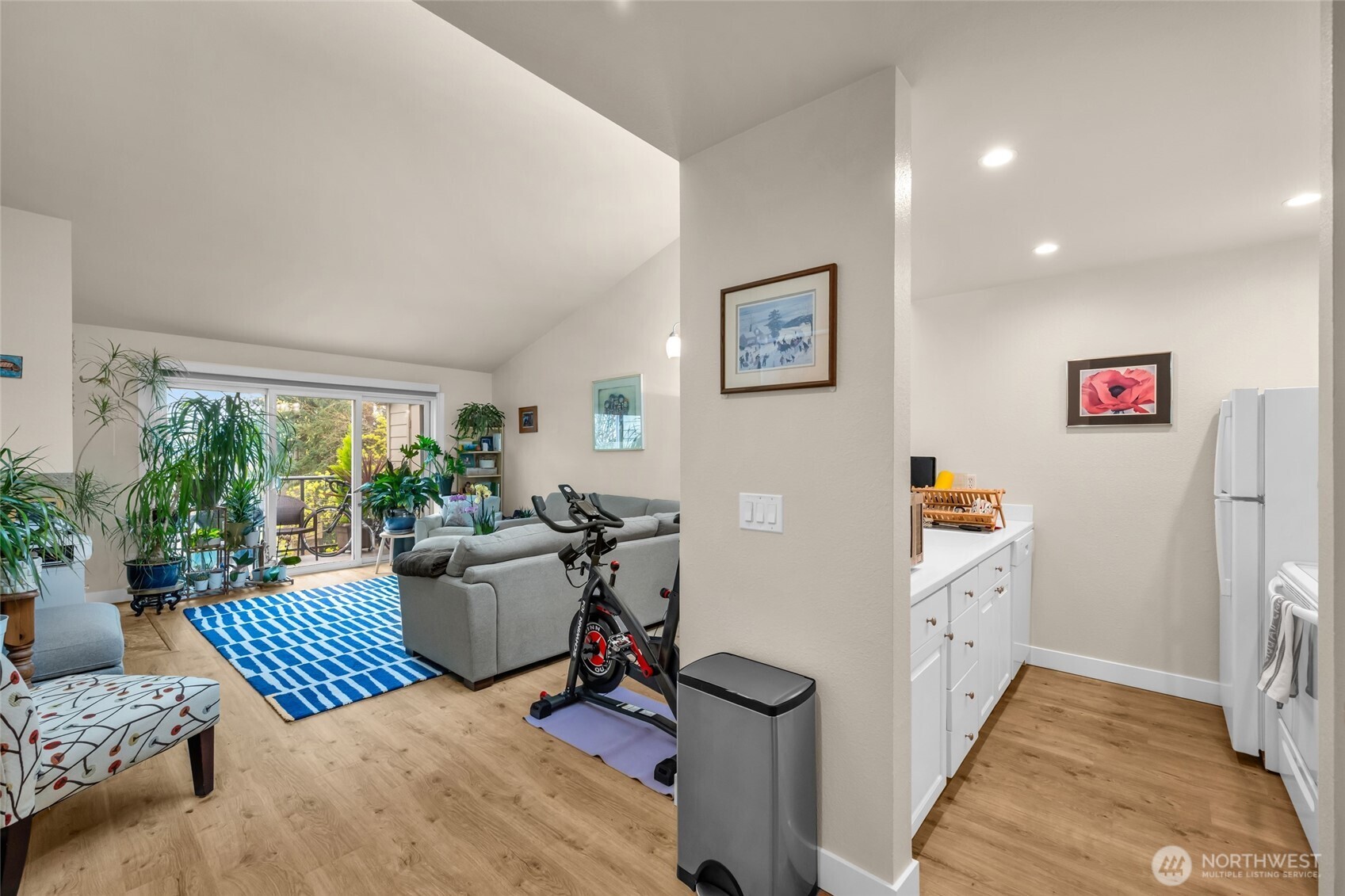 2949 76th Avenue SE #82B, Mercer Island, WA 98040