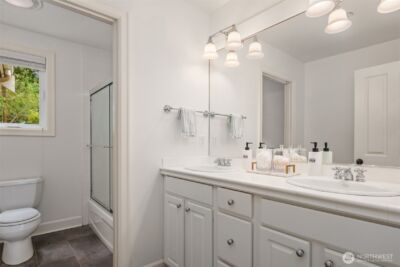 13609 NE 28th Street , Bellevue, WA 98005 - Photo 18