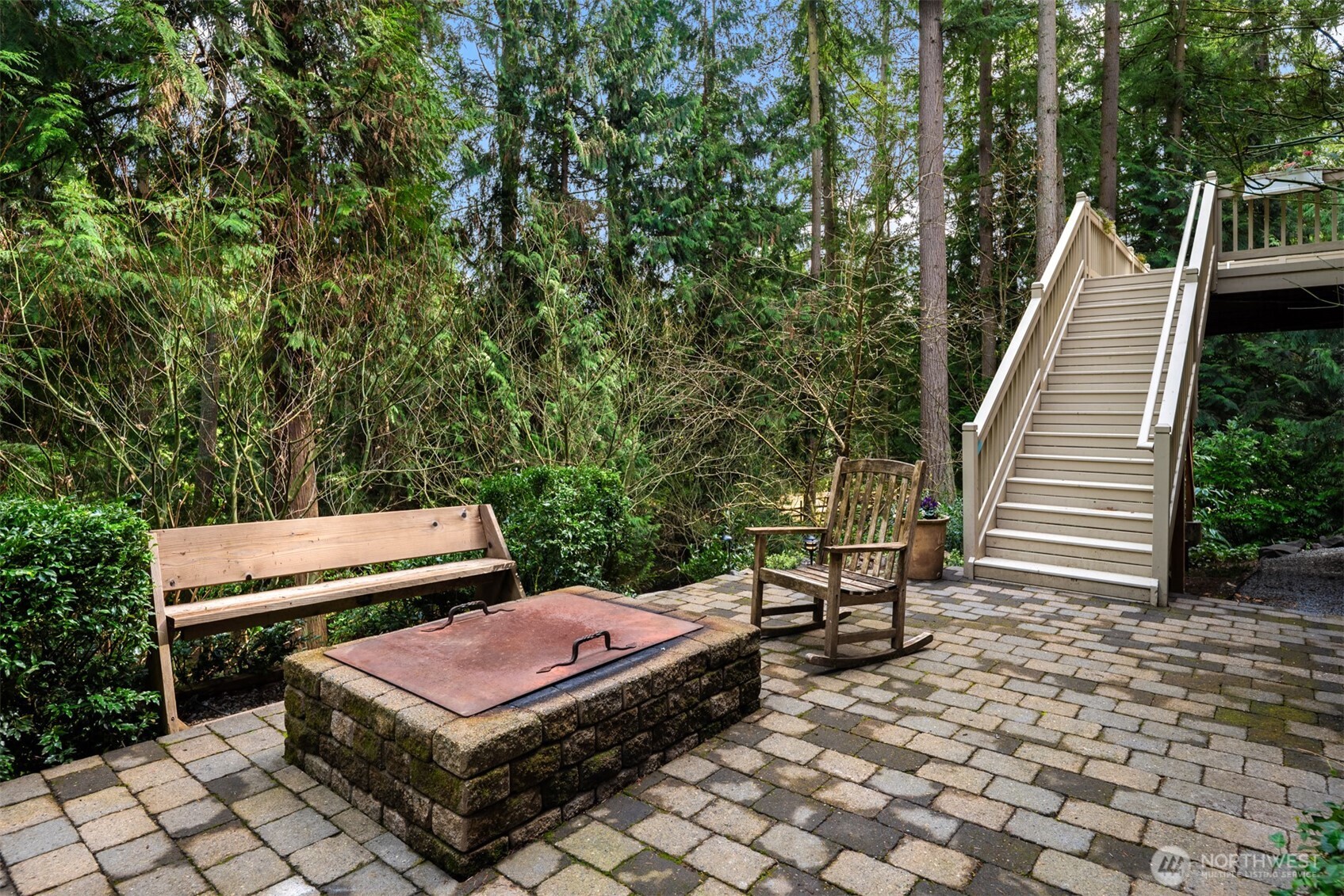 13609 NE 28th Street , Bellevue, WA 98005