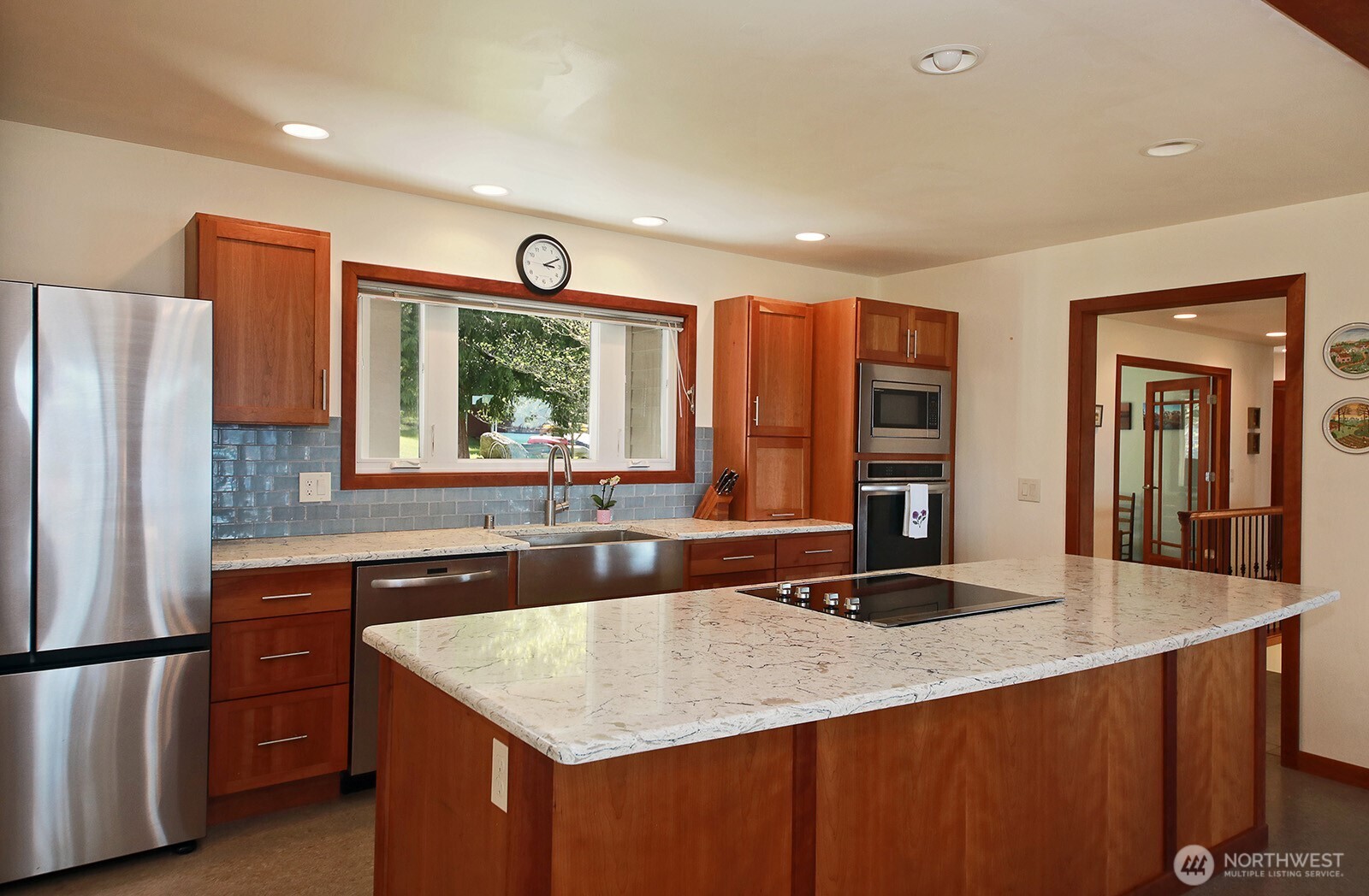 260 Rhodena Drive , Coupeville, WA 98239