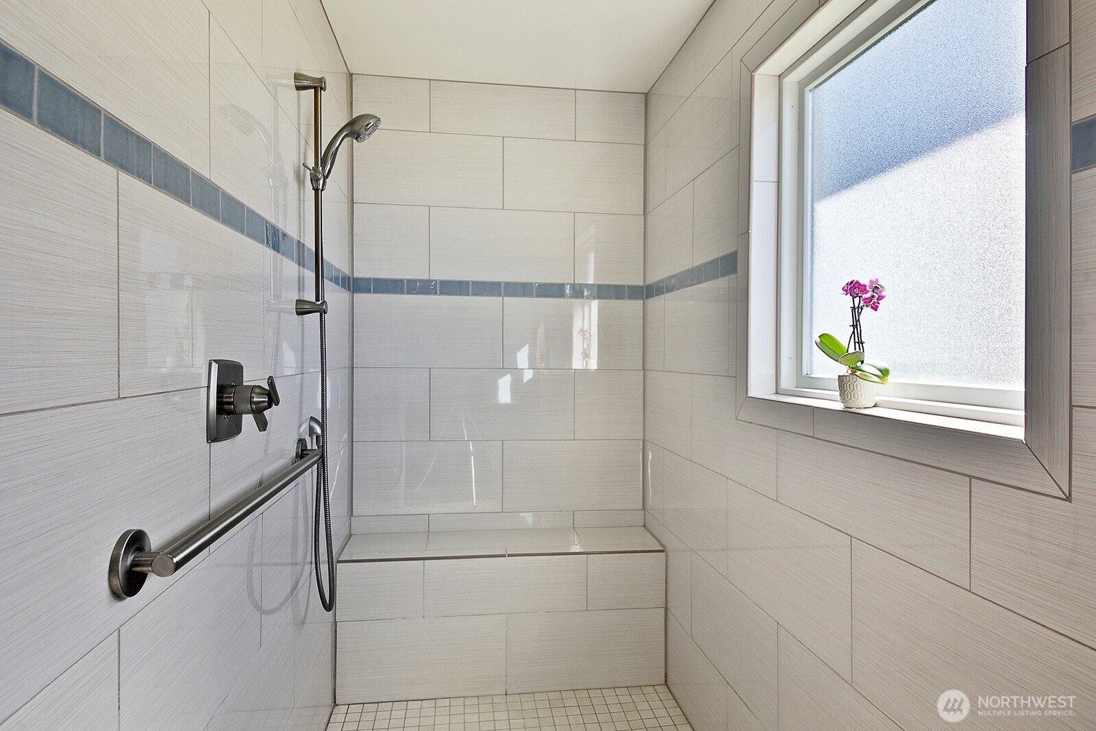 260 Rhodena Drive , Coupeville, WA 98239