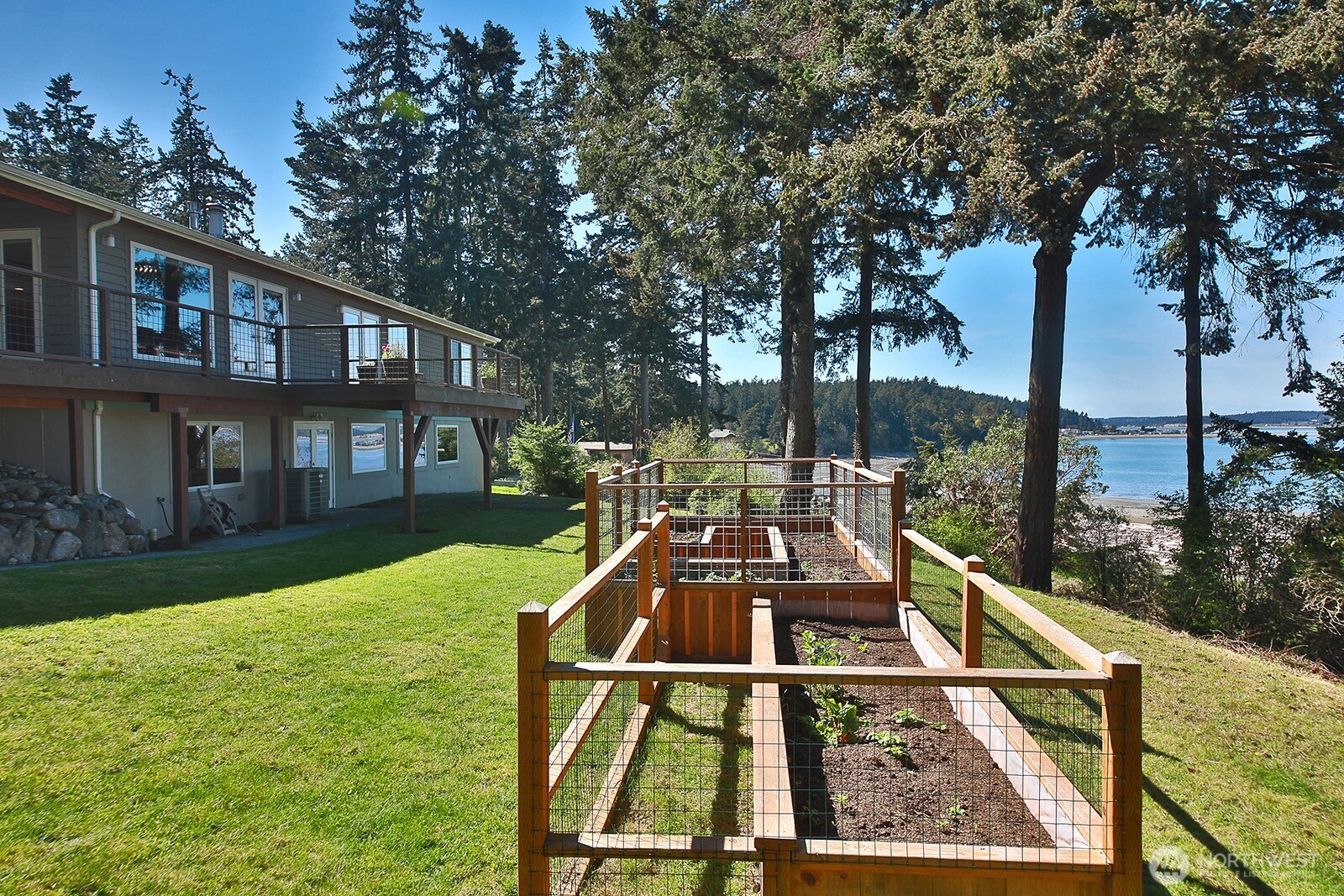 260 Rhodena Drive , Coupeville, WA 98239