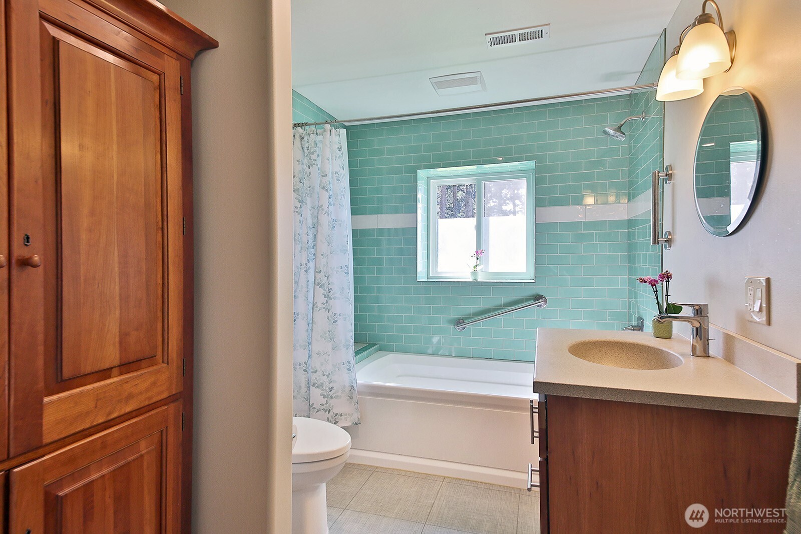260 Rhodena Drive , Coupeville, WA 98239