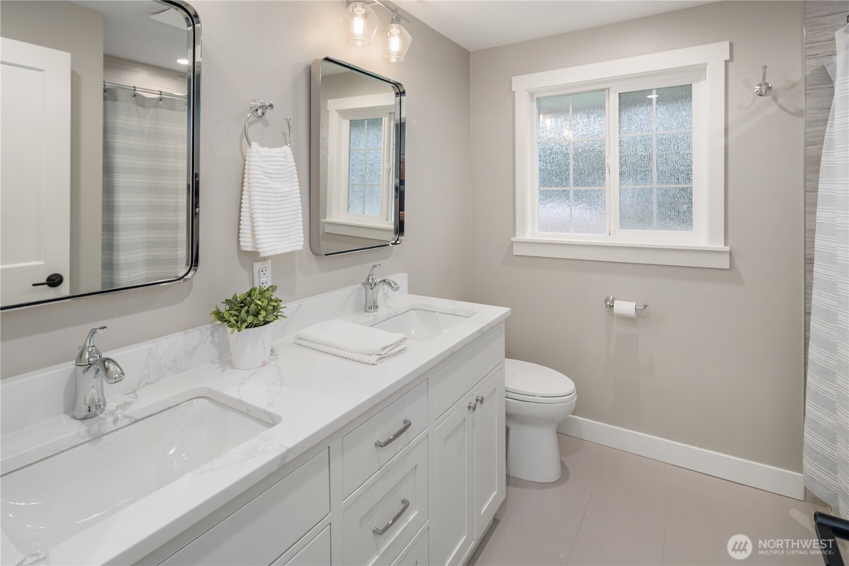 420 SE Evans Lane , Issaquah, WA 98027