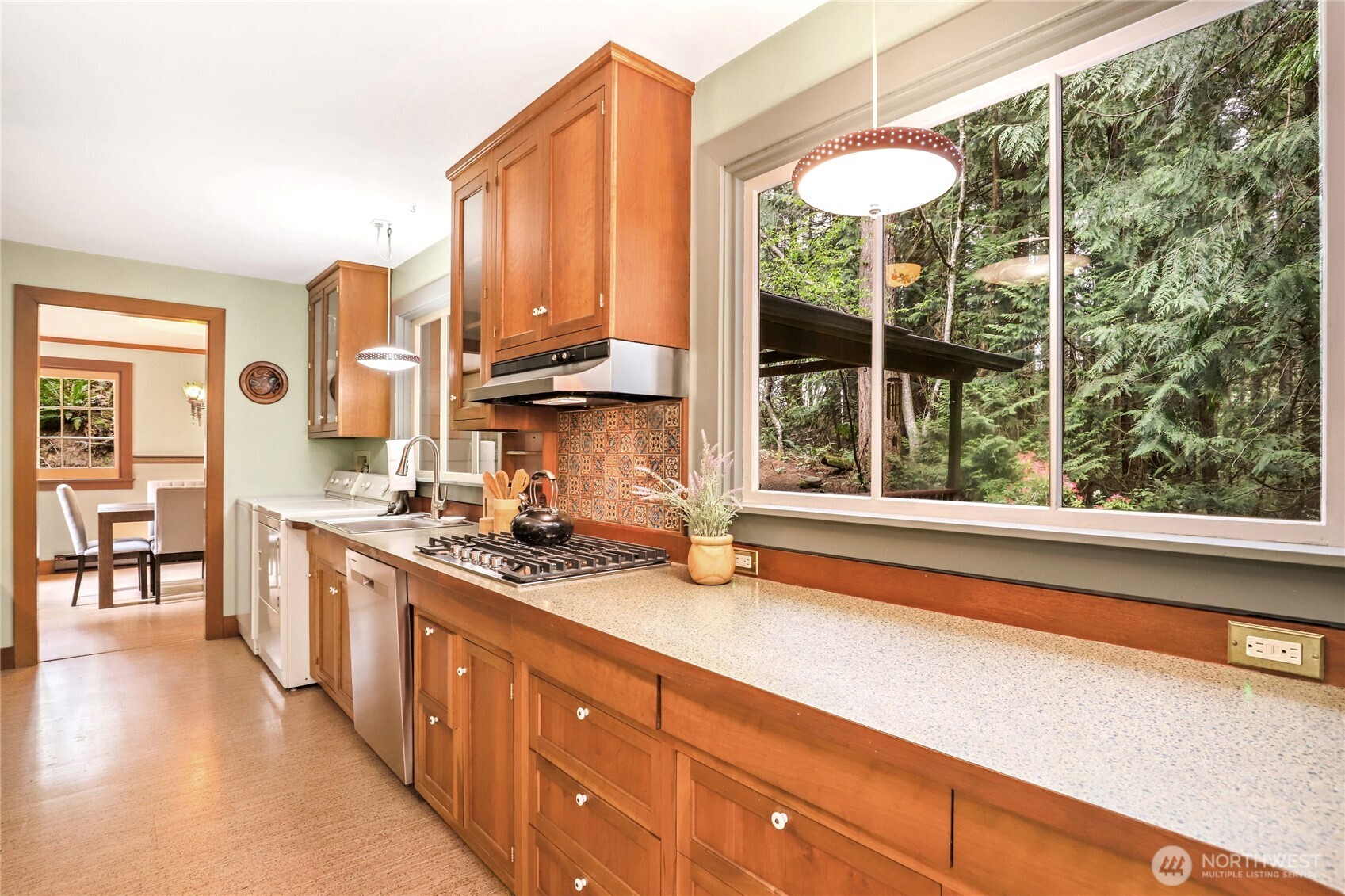 7400 Island Center Road NE, Bainbridge Island, WA 98110-2688
