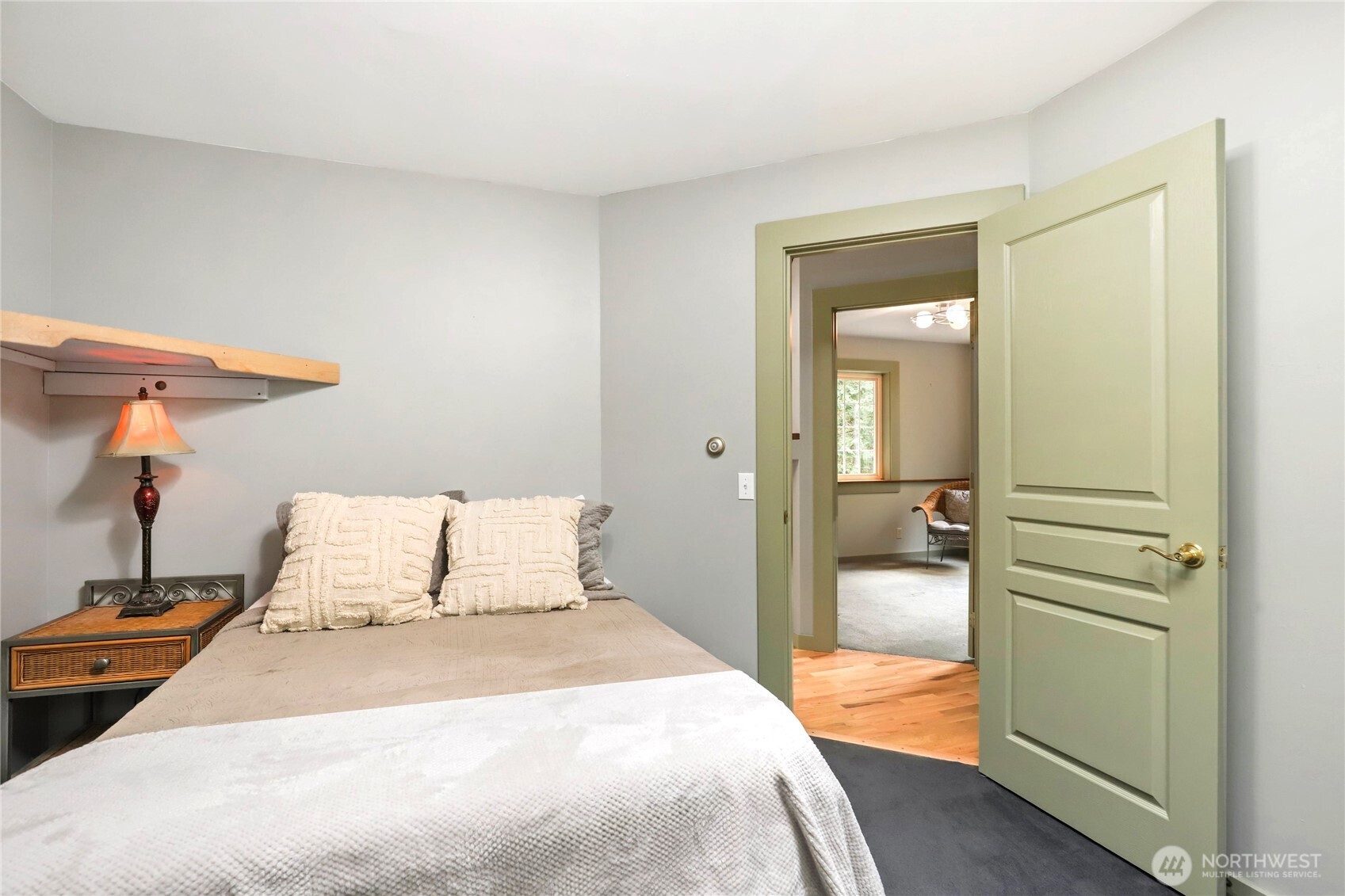 7400 Island Center Road NE, Bainbridge Island, WA 98110-2688