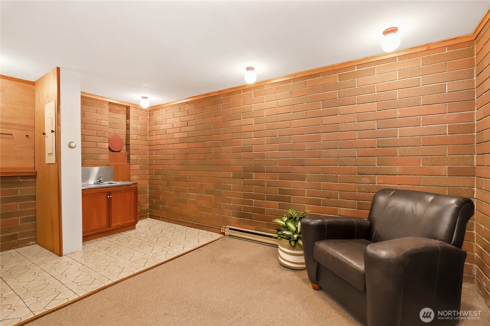 7400 Island Center Road NE, Bainbridge Island, WA 98110-2688