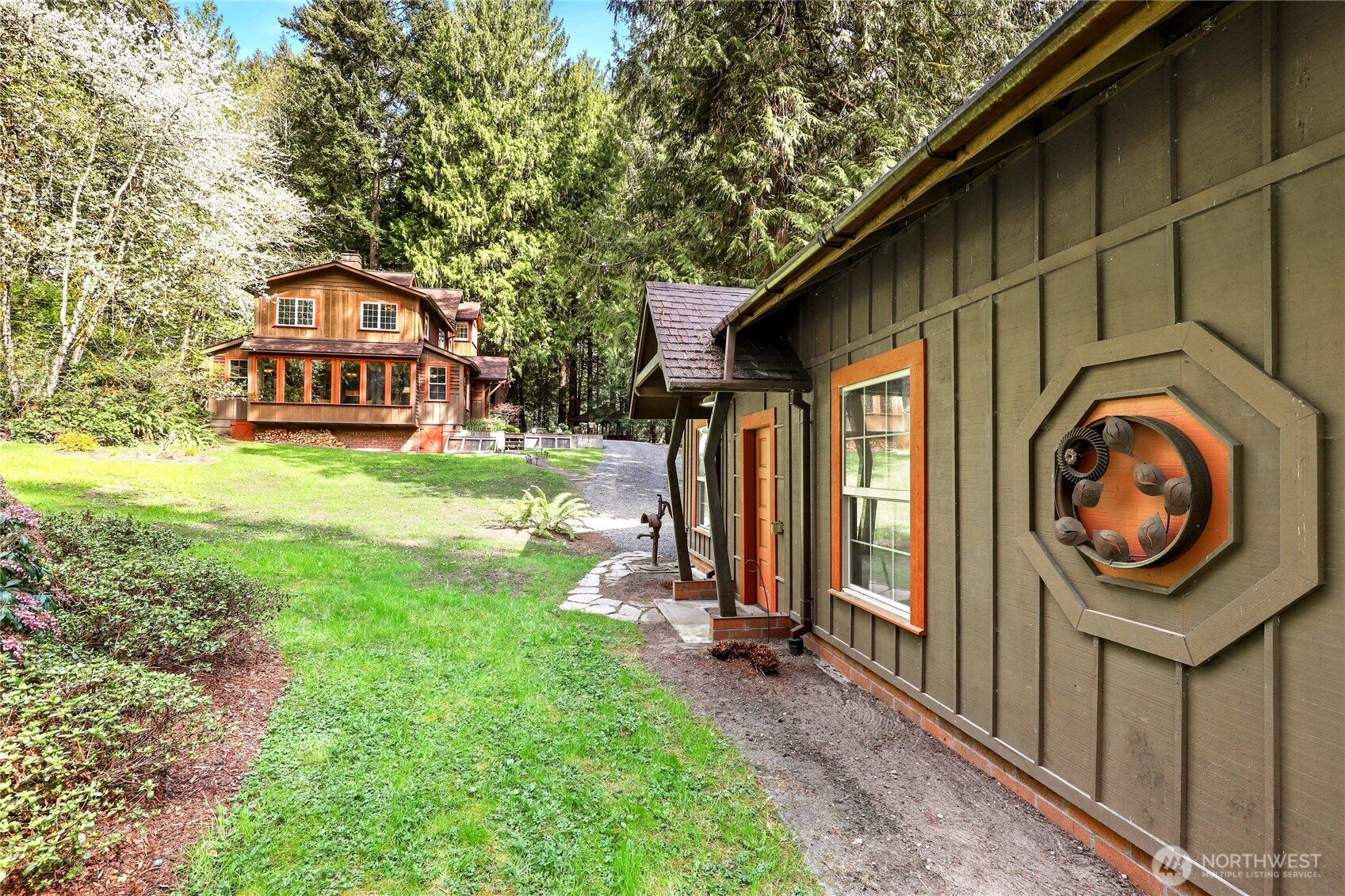 7400 Island Center Road NE, Bainbridge Island, WA 98110-2688