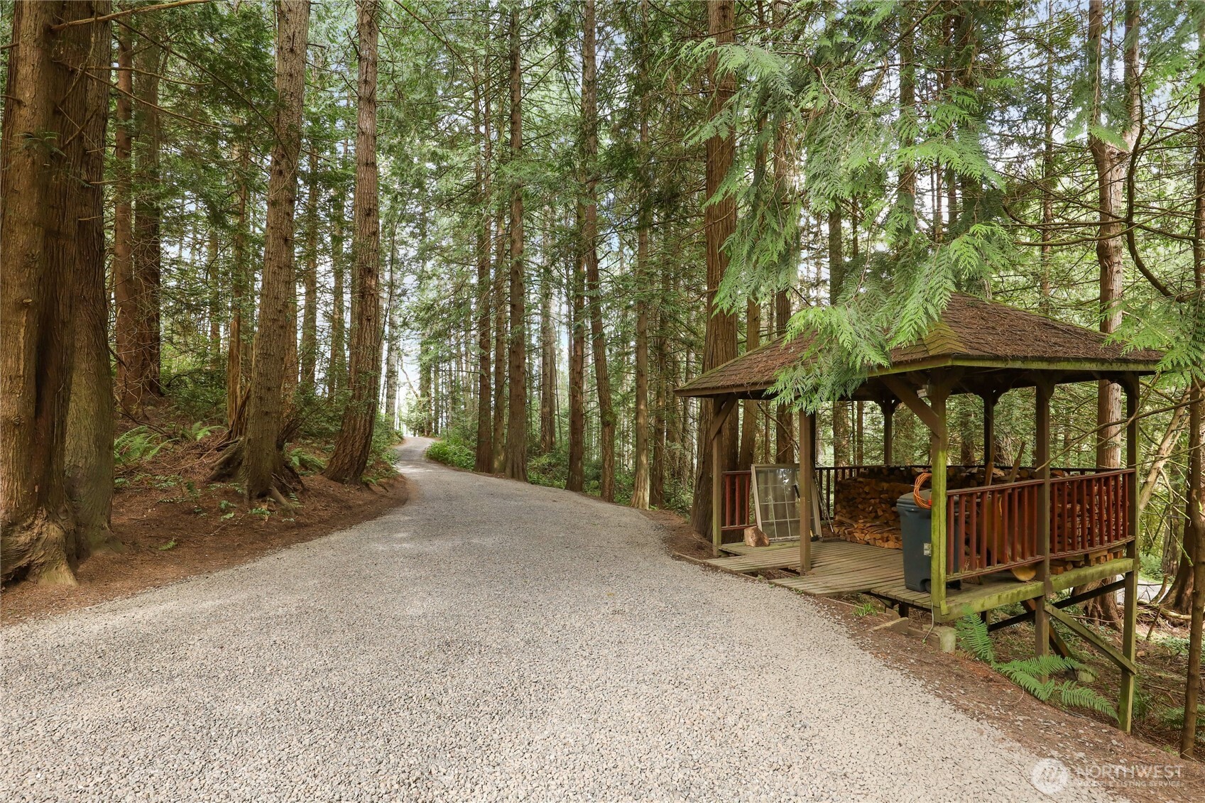 7400 Island Center Road NE, Bainbridge Island, WA 98110-2688