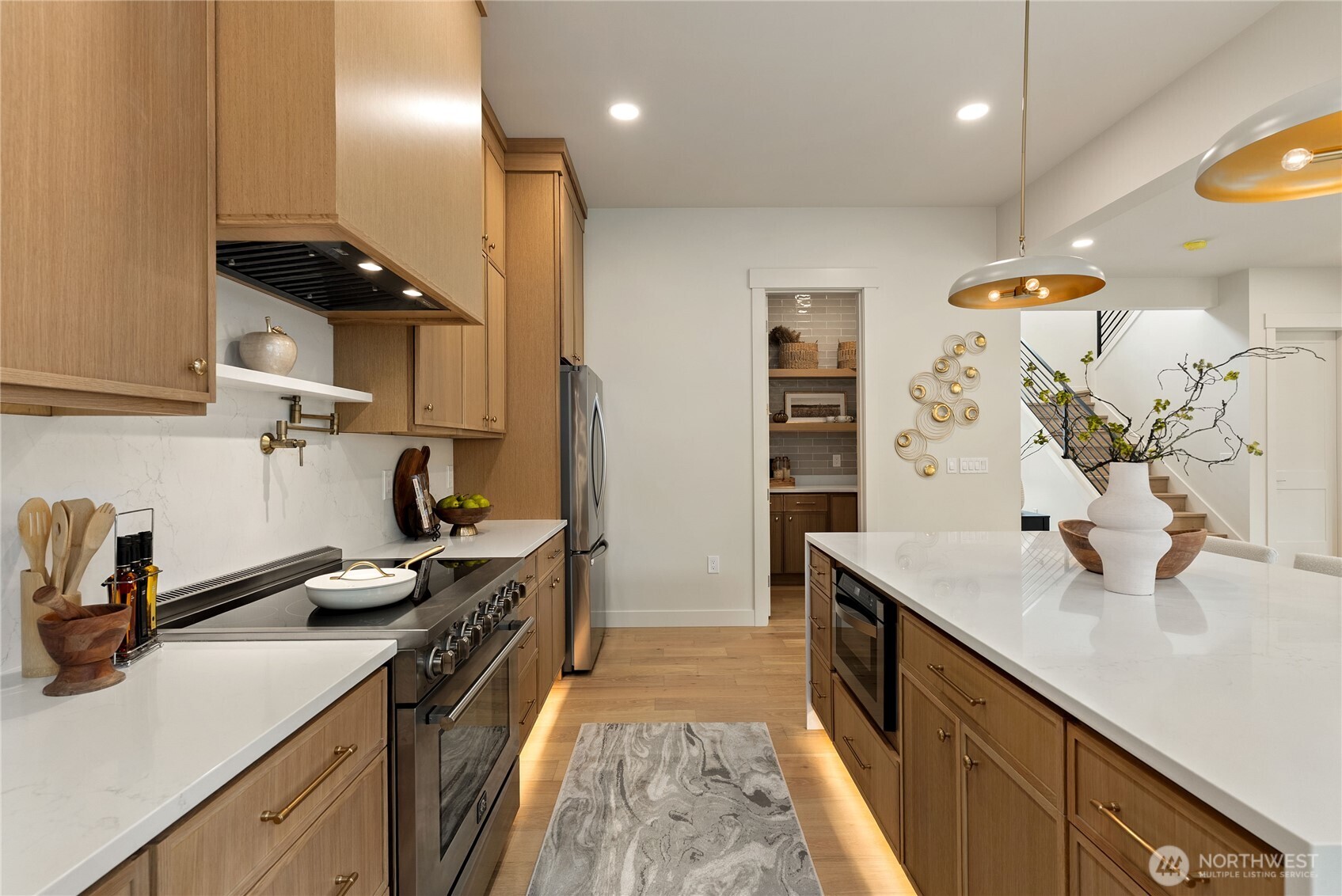1305 Maine Court , Milton, WA 98354