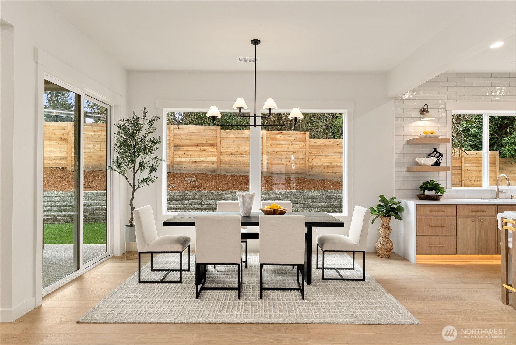 1305 Maine Court , Milton, WA 98354