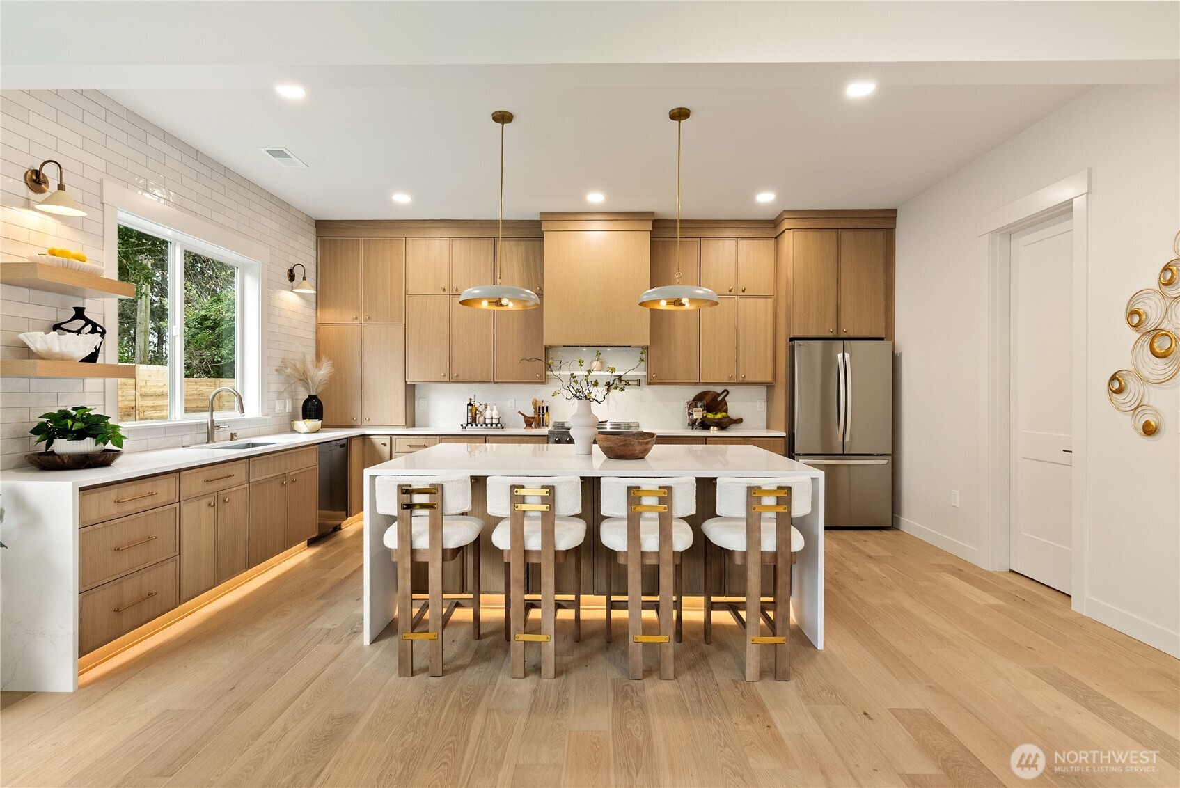 1305 Maine Court , Milton, WA 98354