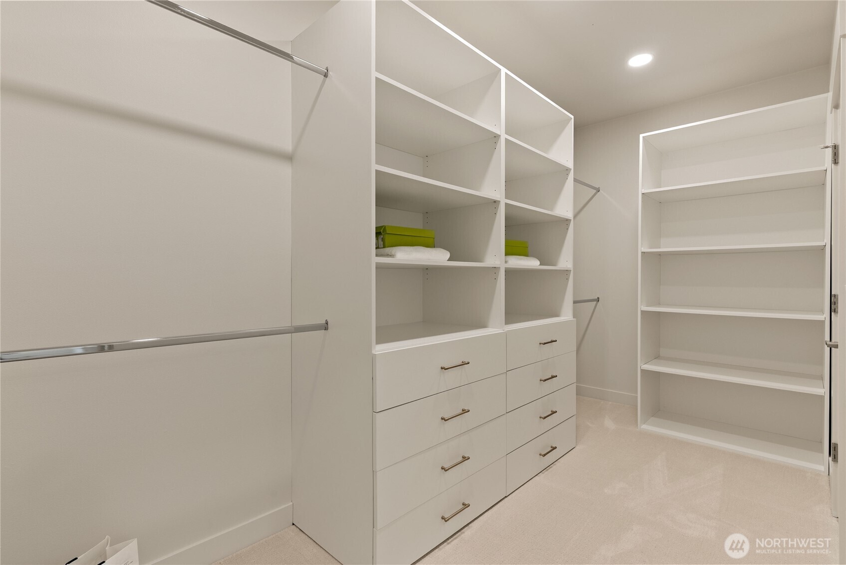 1305 Maine Court , Milton, WA 98354