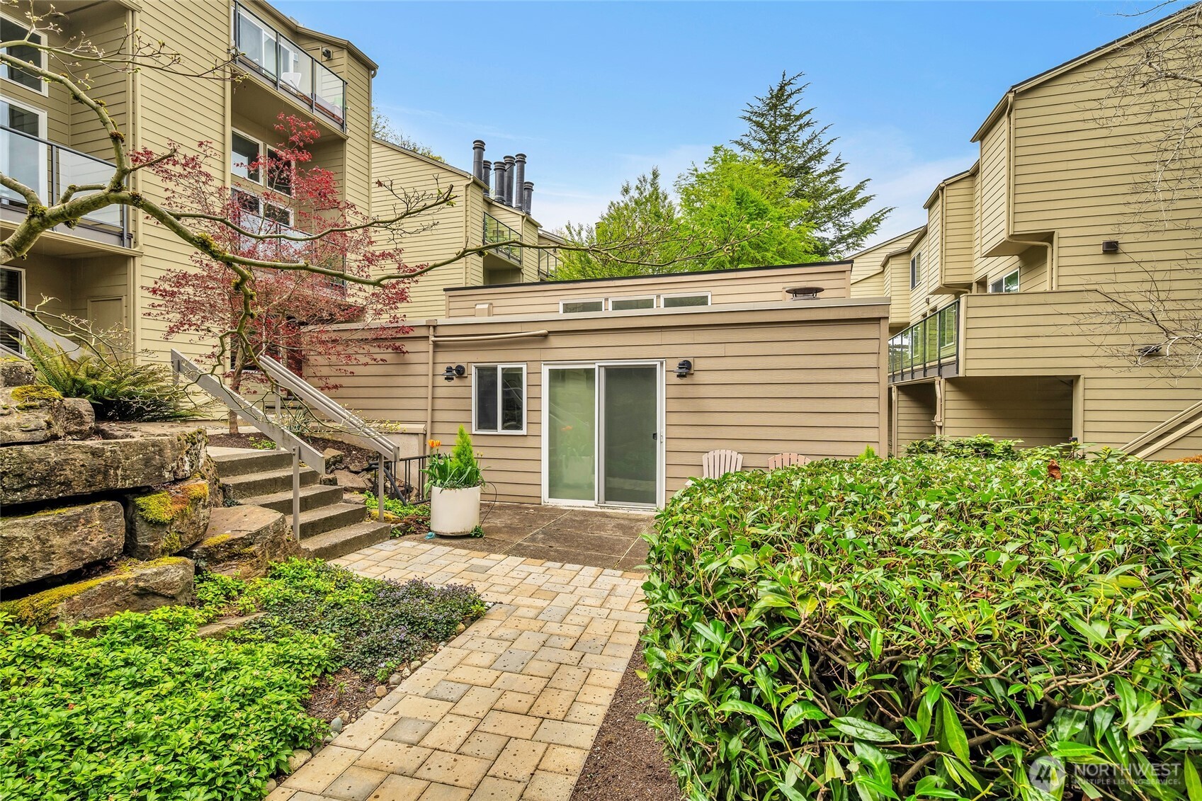 2939 76th Avenue SE #41B, Mercer Island, WA 98040