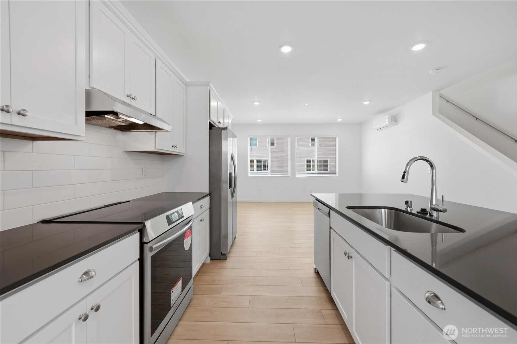 9811 31st Avenue SE #B3, Everett, WA 98208