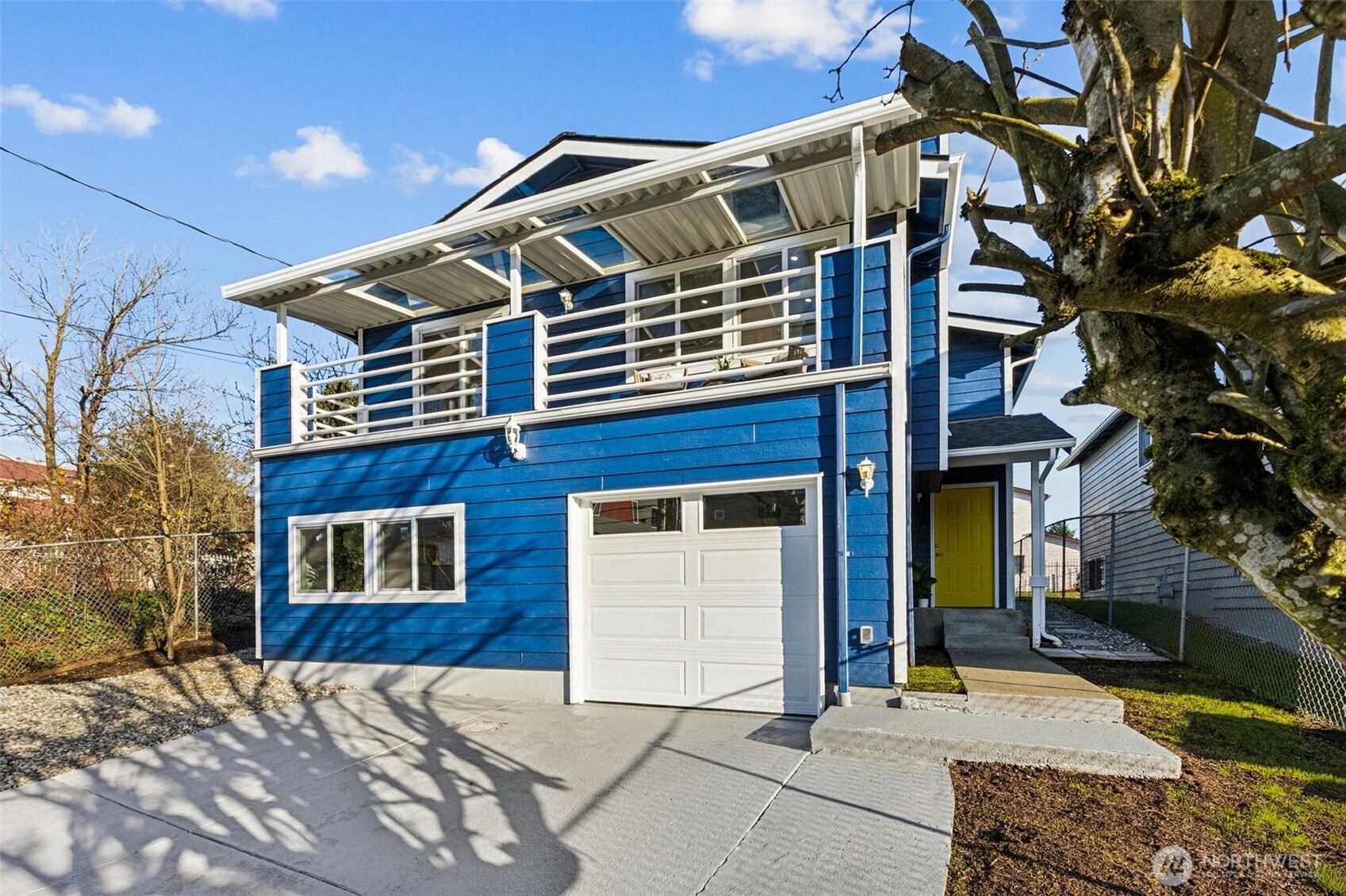 7002 42nd Avenue S, Seattle, WA 98118