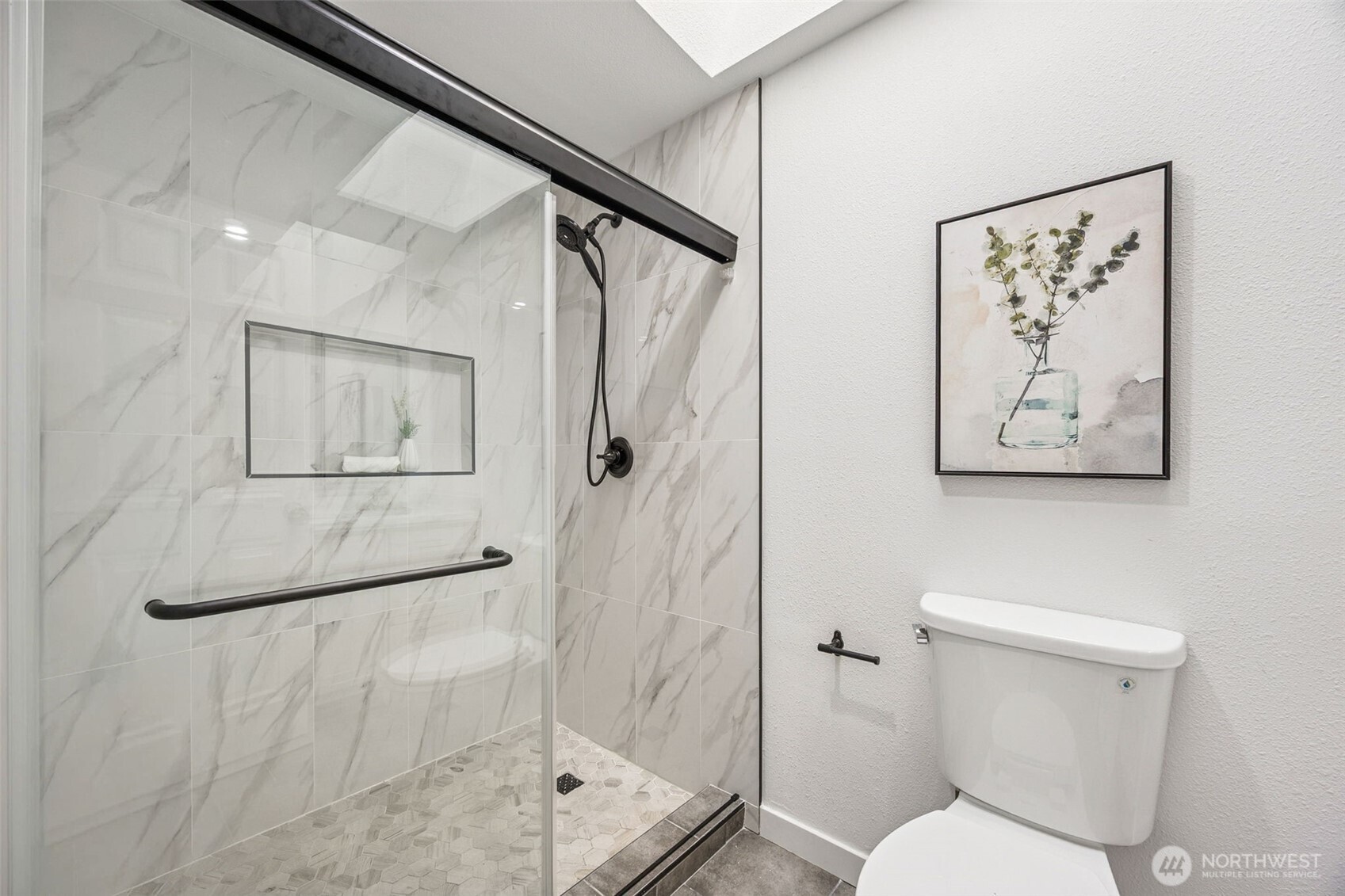 7002 42nd Avenue S, Seattle, WA 98118