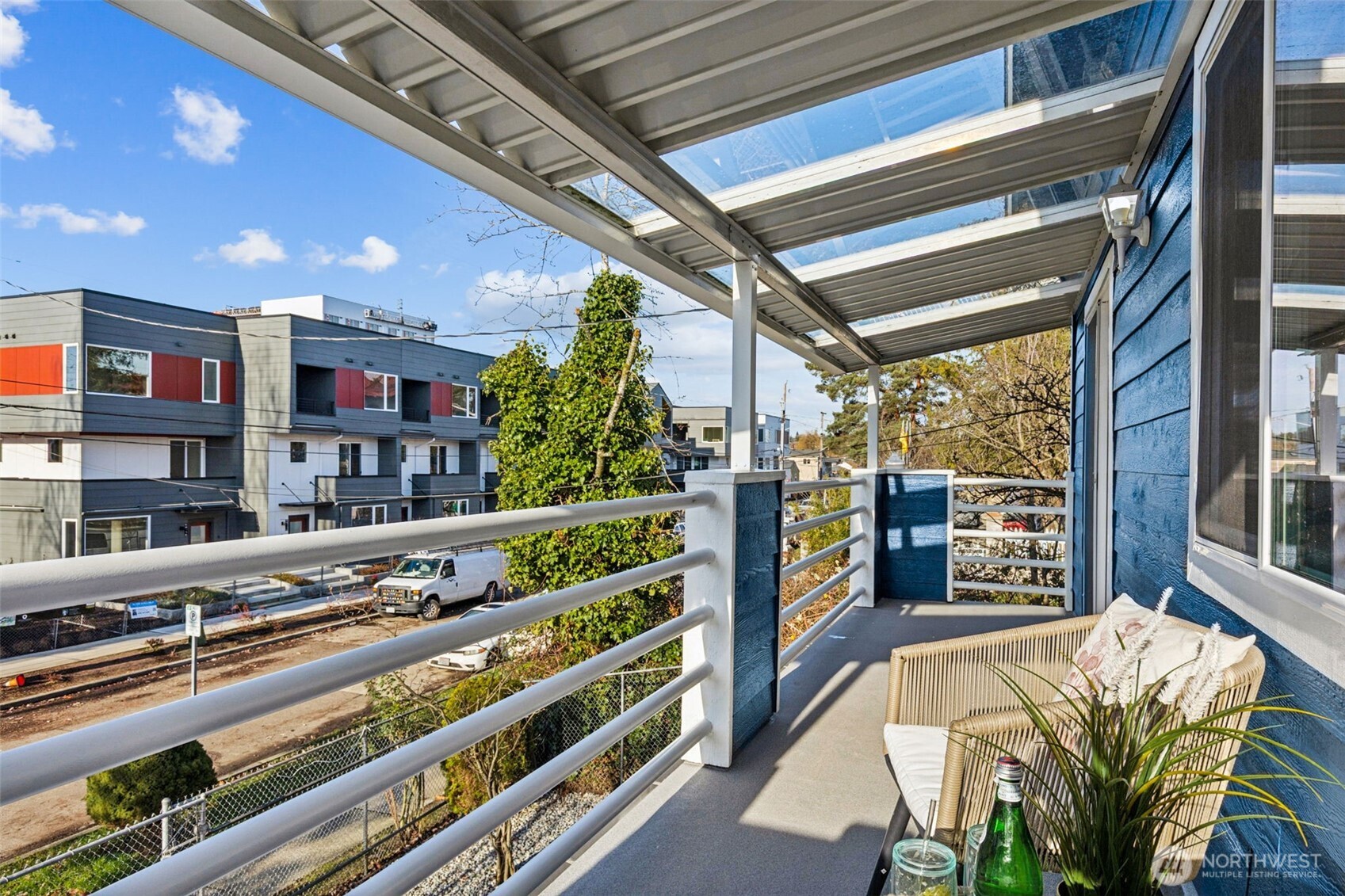 7002 42nd Avenue S, Seattle, WA 98118