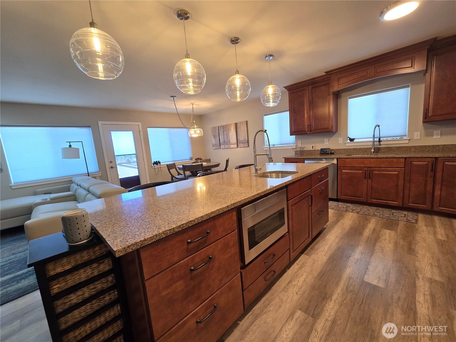 40 Topaz Way , Sequim, WA 98382