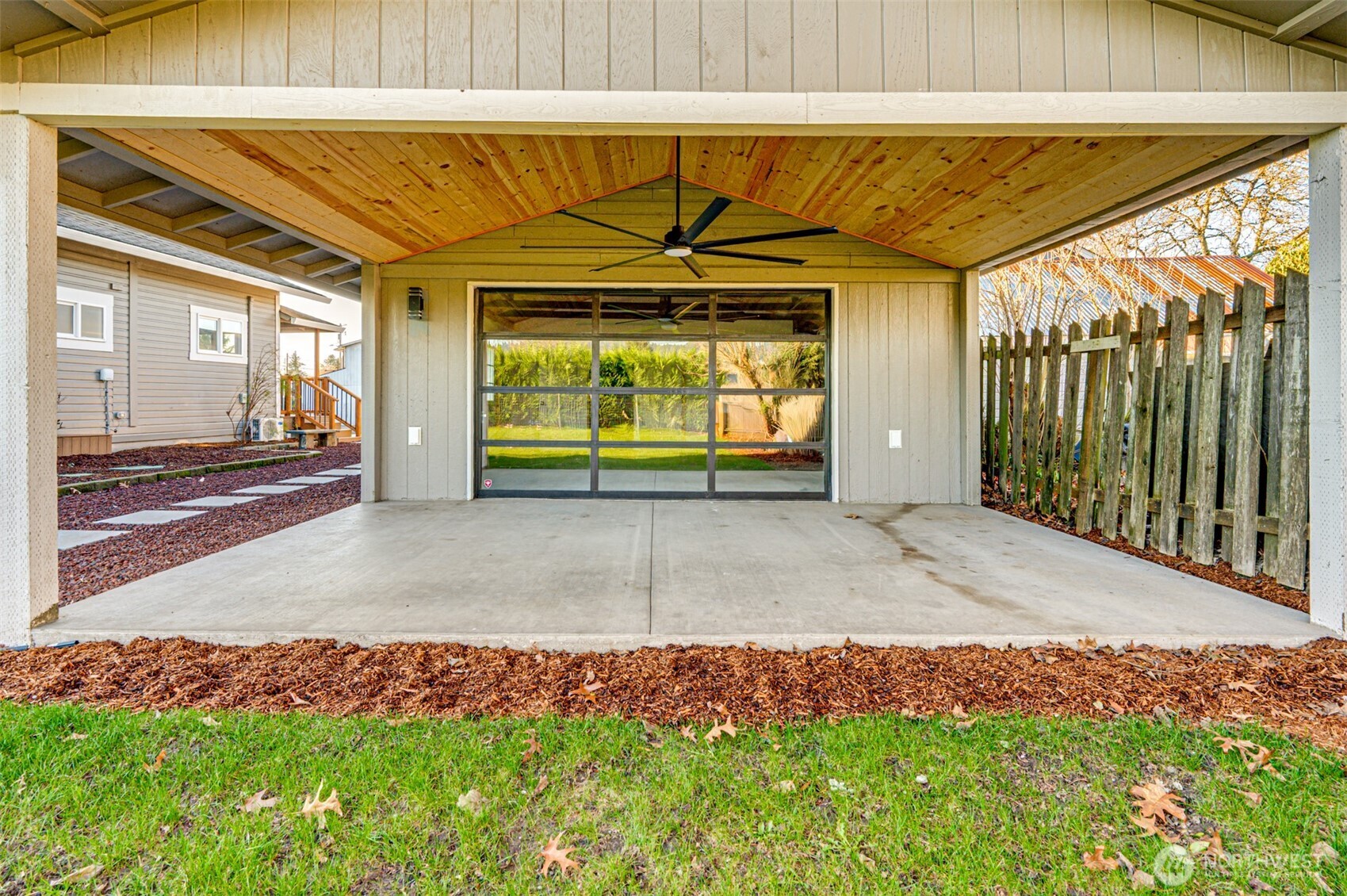 1107 Park Street , Woodland, WA 98674