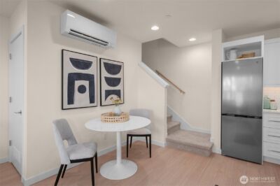 9223 B Densmore Avenue N, Seattle, WA 98103 - Photo 11