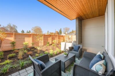 9223 B Densmore Avenue N, Seattle, WA 98103 - Photo 3