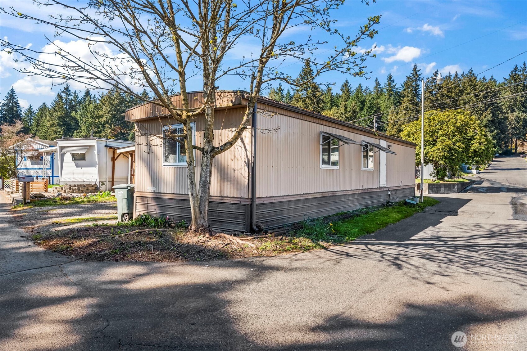 7311 Chambers Creek Road W #9, University Place, WA 98467