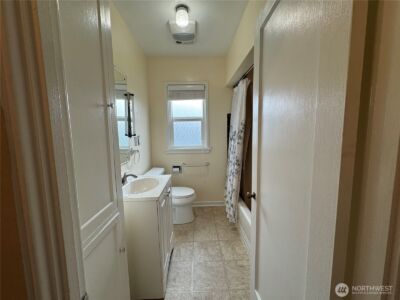 317 Ash Street S, Omak, WA 98841 - Photo 14