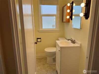 317 Ash Street S, Omak, WA 98841 - Photo 18