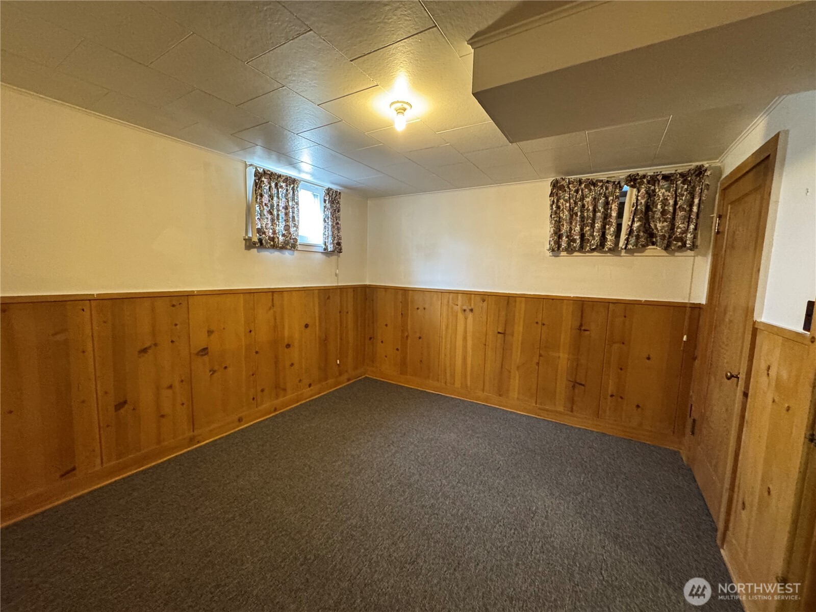 317 Ash Street S, Omak, WA 98841