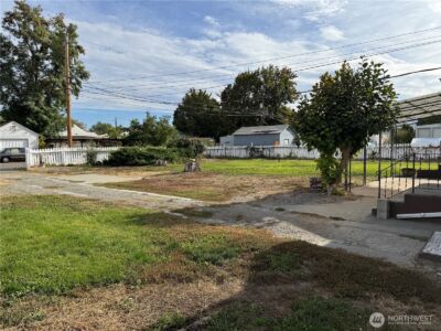 317 Ash Street S, Omak, WA 98841 - Photo 31