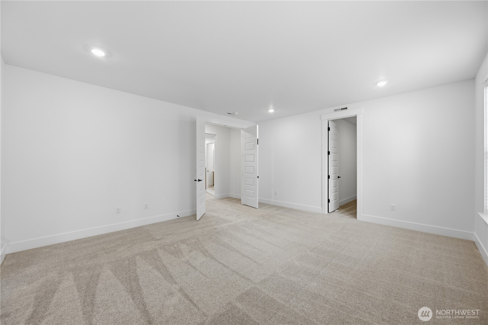 20421 Mystic Place E, Bonney Lake, WA 98391