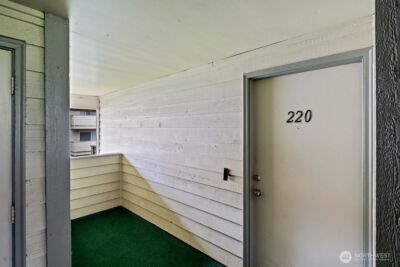 1150 Sunset Boulevard NE #220, Renton, WA 98056-2984