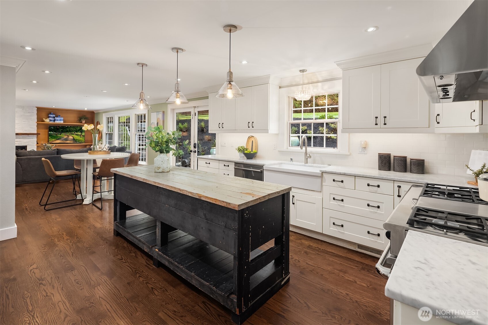 14750 149th Avenue NE, Woodinville, WA 98072