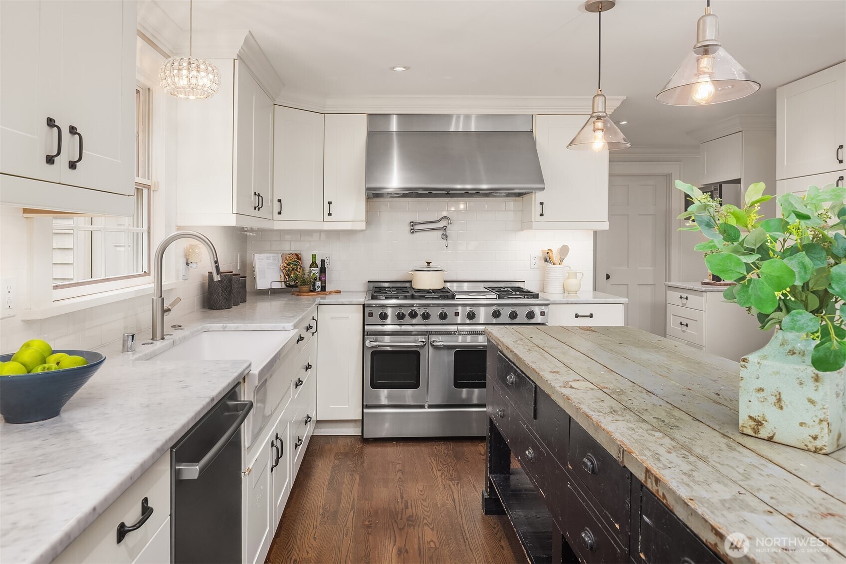 14750 149th Avenue NE, Woodinville, WA 98072