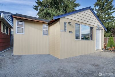 208 M Street SE, Auburn, WA 98002 - Photo 9