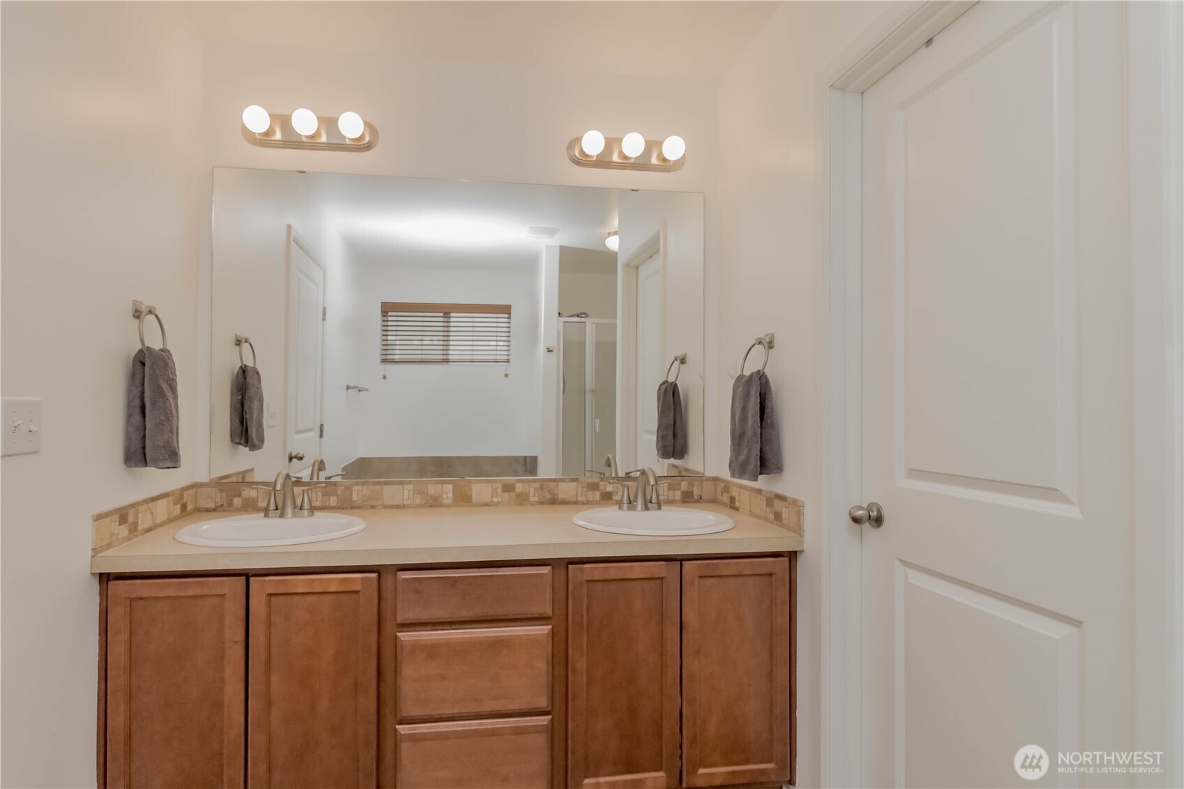 19122 19th Avenue Ct E, Spanaway, WA 98387