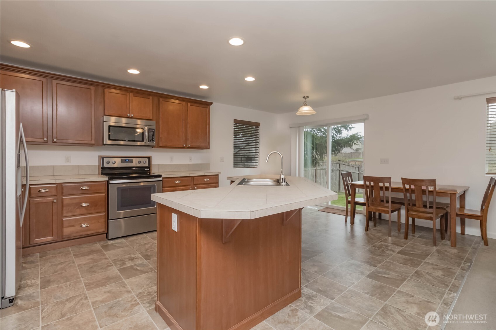 19122 19th Avenue Ct E, Spanaway, WA 98387