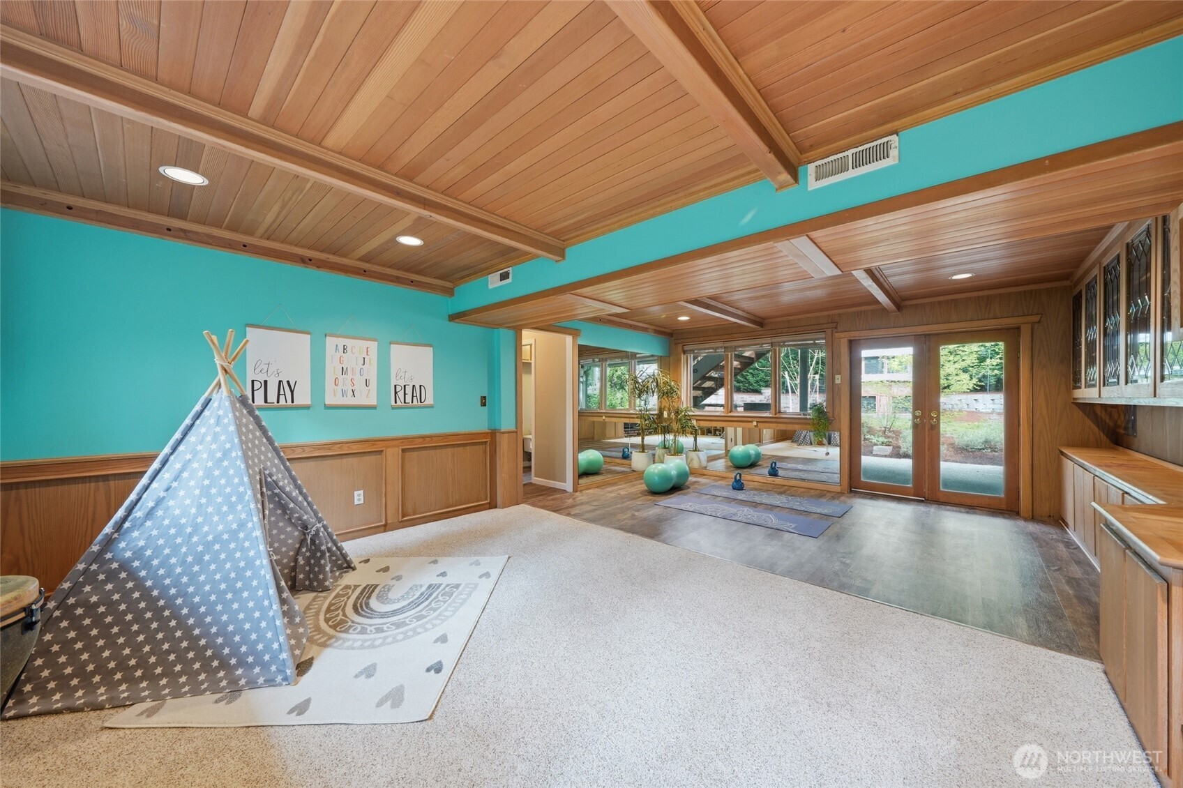 17133 NE 84th Street , Redmond, WA 98052