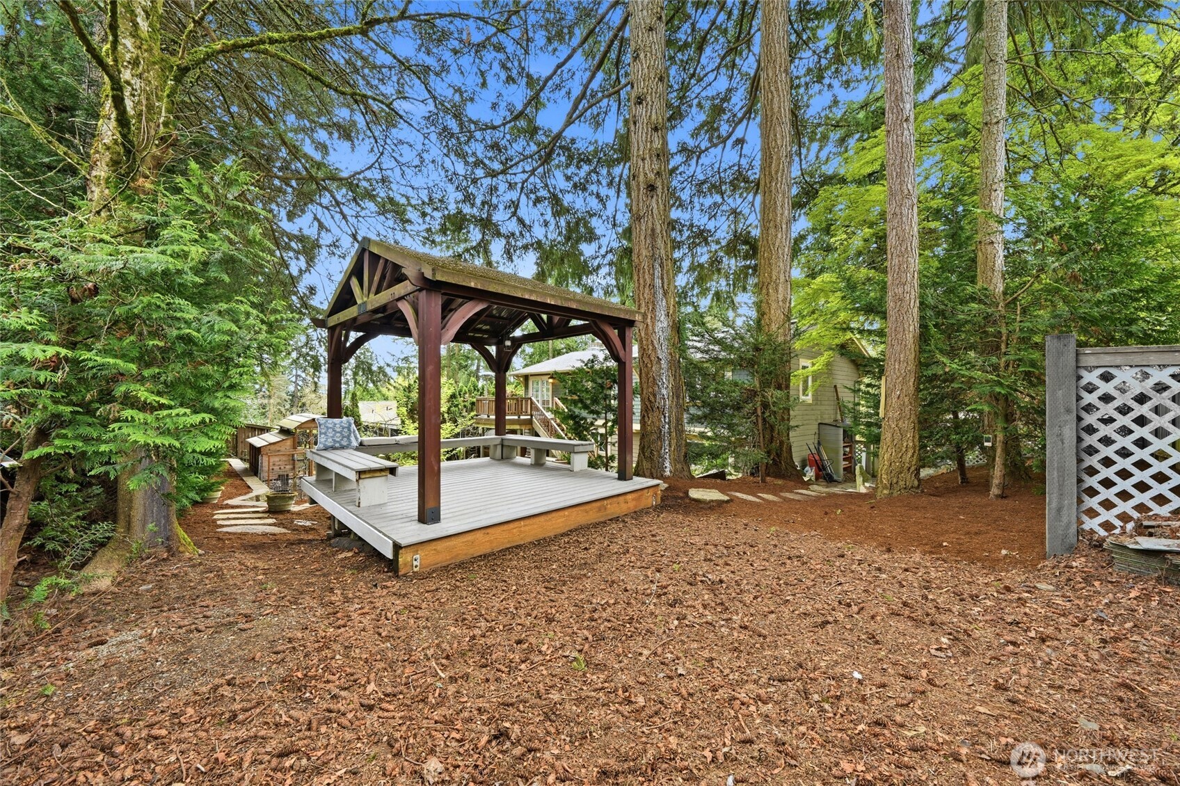 17133 NE 84th Street , Redmond, WA 98052